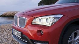 BMW X1 Facelifting - przód - inne ujęcie