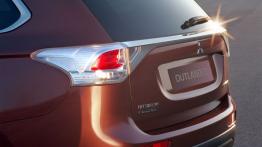 Mitsubishi Outlander III - zderzak tylny