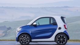Smart fortwo III (2015) - lewy bok