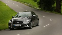 Infiniti Q50 2.0 Turbo (2014) - widok z przodu