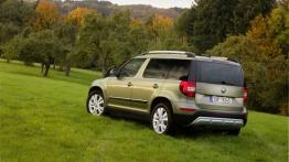 Skoda Yeti Facelifting (2014) - widok z tyłu