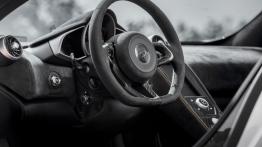 McLaren 650S Spider (2014) - kierownica