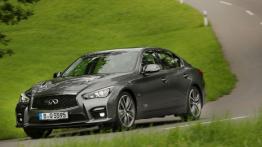 Infiniti Q50 2.0 Turbo (2014) - widok z przodu