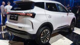 Premiera Chery Tiggo 4  - ty³ - reflektory w³±czone