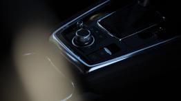 Mazda CX-8, czyli „kompaktowa” CX-9