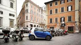 Smart fortwo III (2015) - prawy bok