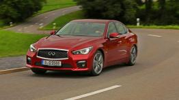Infiniti Q50 2.0 Turbo (2014) - widok z przodu