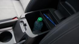 Kia Sportage III Facelifting (2014) - schowek w podłokietniku przednim