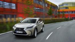 Lexus NX 300h (2014) - widok z przodu