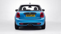 Mini Cooper S 2014 - wersja 5-drzwiowa - tył - reflektory wyłączone