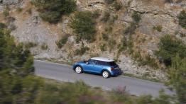 Mini Cooper S 2014 - wersja 5-drzwiowa - widok z góry