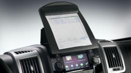 Fiat Ducato III Facelifting Furgon (2014) - konsola środkowa