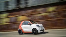 Smart fortwo III (2015) - prawy bok