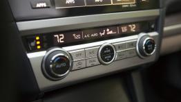 Subaru Legacy VI (2015) - panel sterowania wentylacją i nawiewem