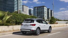 Seat Arona (2017) - widok z tyłu
