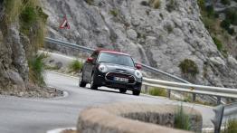 Mini John Cooper Works 2015 - widok z przodu