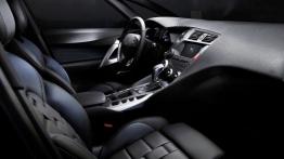 DS 5 Facelifting (2015) - widok ogólny wnętrza z przodu