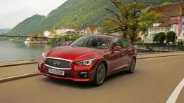 Infiniti Q50 2.0 Turbo (2014) - widok z przodu