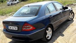 Szczypta luksusu, ale czy warta swojej ceny? - Mercedes Klasa C