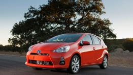 Toyota Prius C - widok z przodu