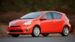 Toyota Prius C - lewy bok