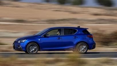 Co dalej z Lexusem CT?