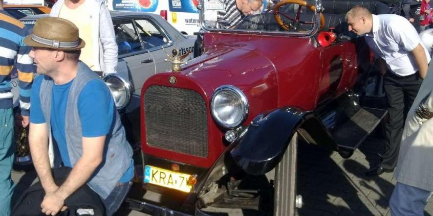 Starej motoryzacji czar ...