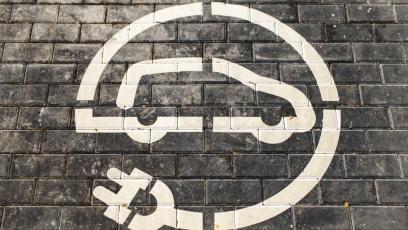 Odroczenie rewolucji elektrycznej. ACEA wzywają do przeglądu celów emisji CO2