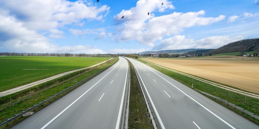 Polska buduje ekspresówki na potęgę. Wciąż brakuje ponad 2200 km dróg