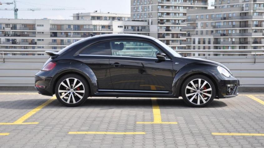 Volkswagen Beetle Hatchback 3d FL