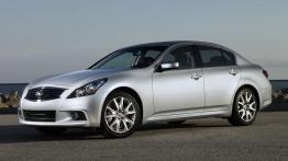 Infiniti G37 Sedan FL - lewy bok
