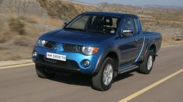 Mitsubishi L200 IV - widok z przodu
