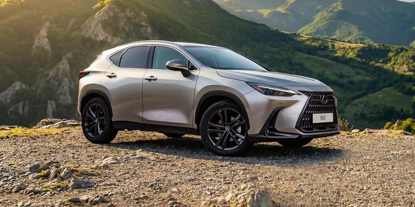 Zakamuflowany Lexus NX przyłapany na Nürburgringu. Testy zapowiadają zmiany w SUV-ie