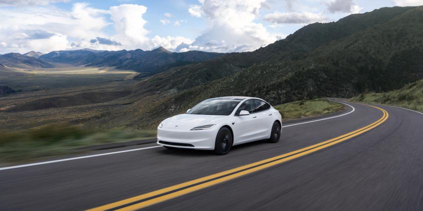 Tesla Model 3 Highland RWD vs Hyundai Ioniq 6: Starcie efektywności przy 140 km/h