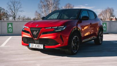 Alfa Romeo Junior Ibrida Q4