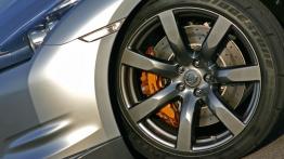 Nissan GT-R - koło