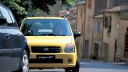 Suzuki Wagon R+ - widok z przodu