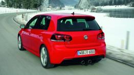 Volkswagen Golf R - widok z tyłu