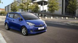 Toyota Verso S - widok z przodu