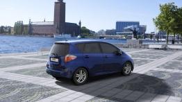 Toyota Verso S - widok z tyłu