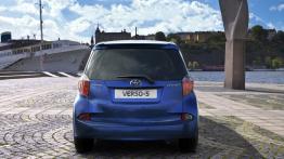 Toyota Verso S - widok z tyłu