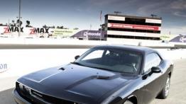 Dodge Challenger R/T - maska - widok z góry