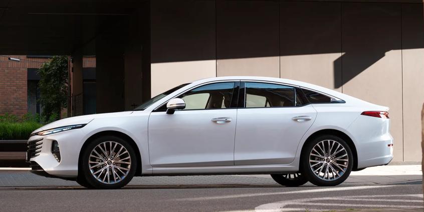 Nowy Bestune B70 w Polsce. Cena przyciąga, kompromisy też