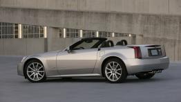 Cadillac XLR-V - lewy bok