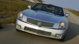 Cadillac XLR-V - widok z przodu