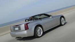 Cadillac XLR-V - widok z tyłu