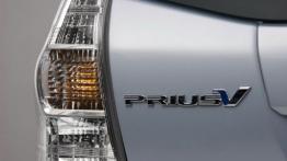 Toyota Prius V - widok z tyłu