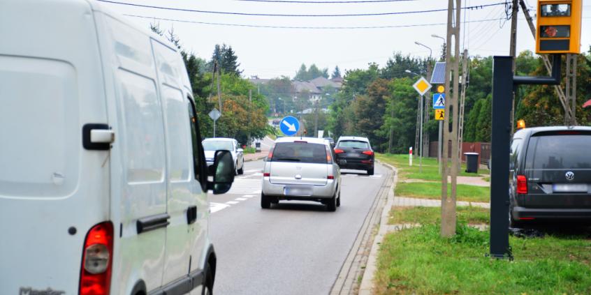 Fotoradary w Polsce mają próg tolerancji. Wielu kierowców o nim nie wie