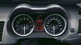 Mitsubishi Lancer EVO X - deska rozdzielcza