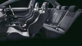 Mitsubishi Lancer EVO X - widok ogólny wnętrza